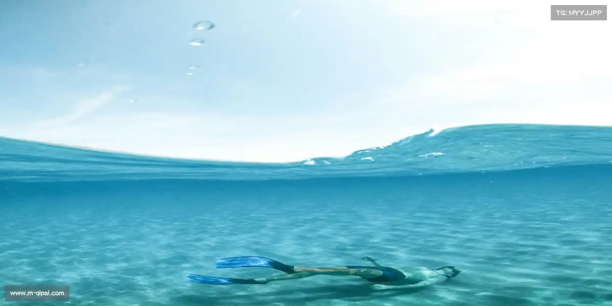 棋牌游戏官网——⚽🐉 弧线传中，游龙摆尾！